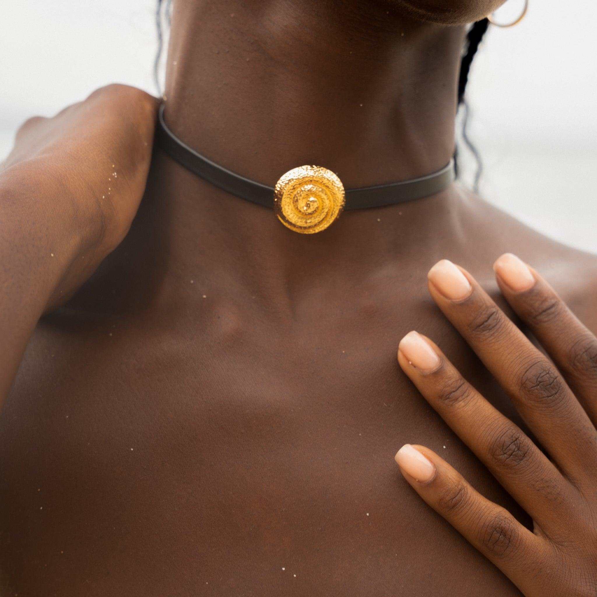 Oceaan Glow Choker 1