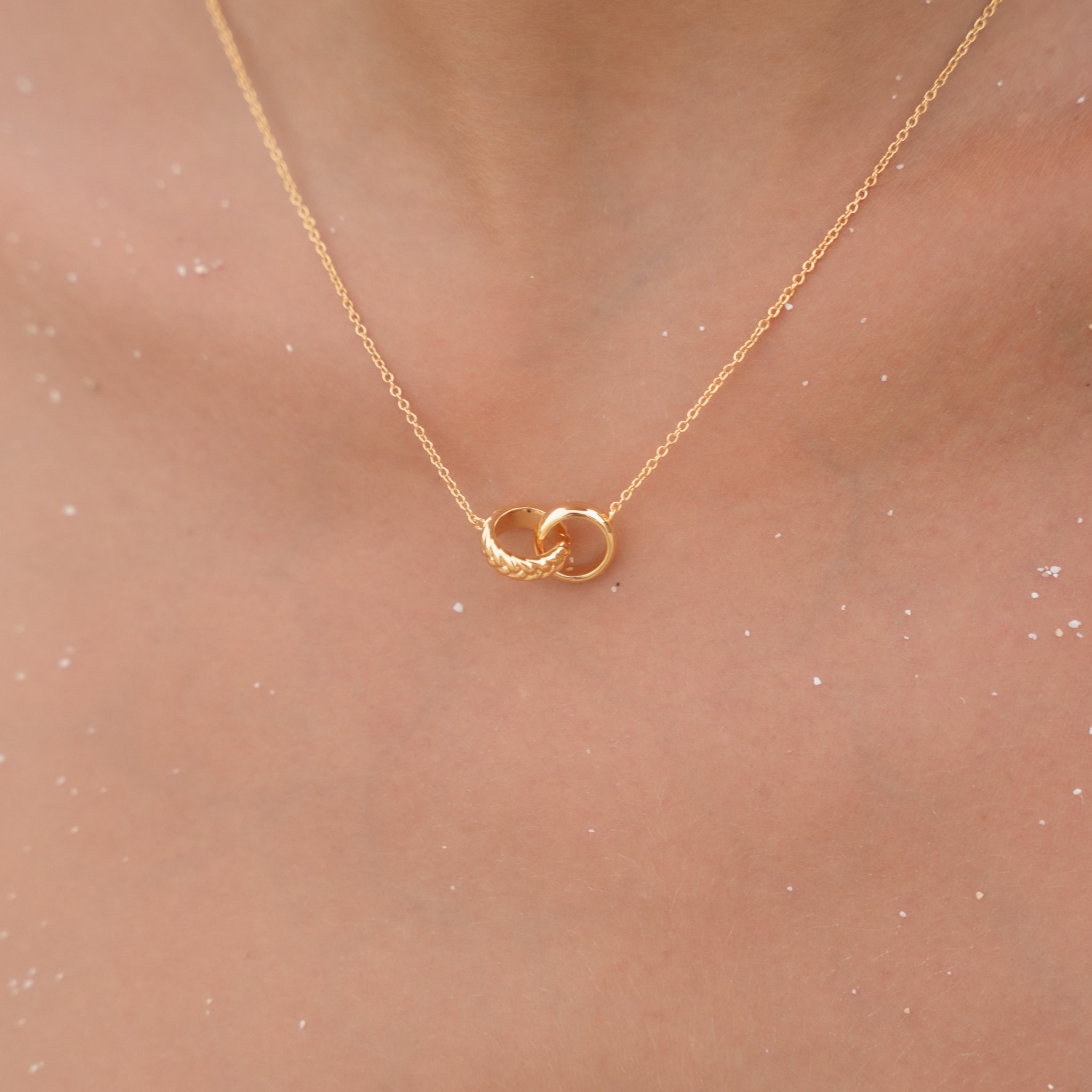 Zee-verstrengelde ketting 1